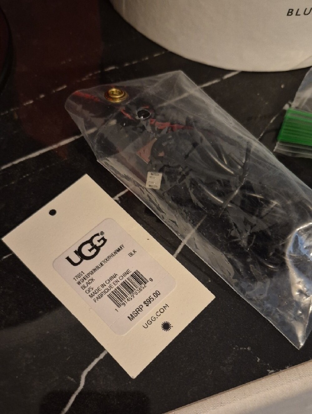 UGG Black Bluetooth Shearling Earmuffs - Picture 7 of 9